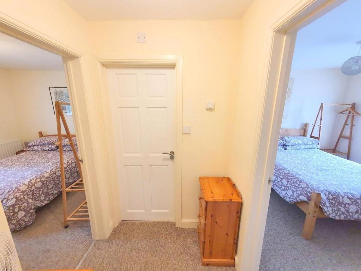 Bassett Flat With 2 Bedrooms And Superfast Wi-Fi Sittingbourne Exterior photo